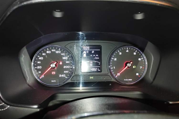 Used Roewe RX5 2020 20T Automatic 4G Connected Million Edition Instrument Cluster