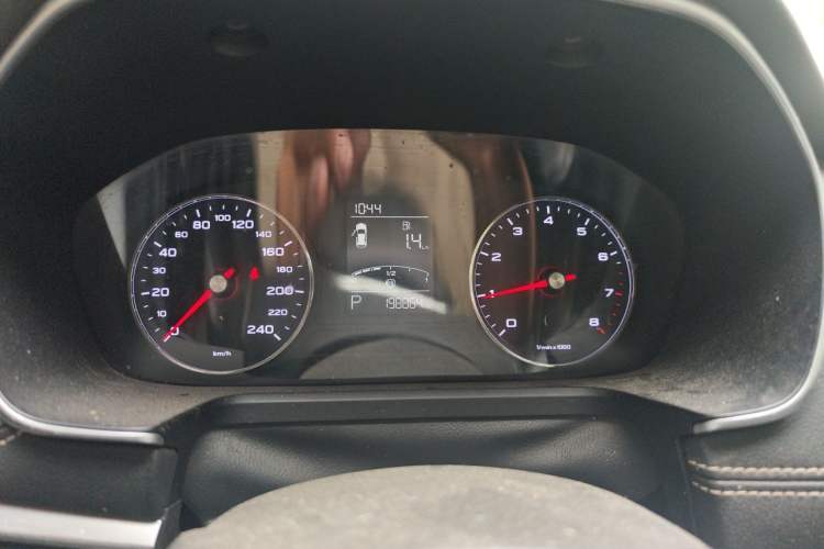 Used Roewe RX5 2020 20T Automatic 4G Connect Superior Flagship Edition Instrument Cluster