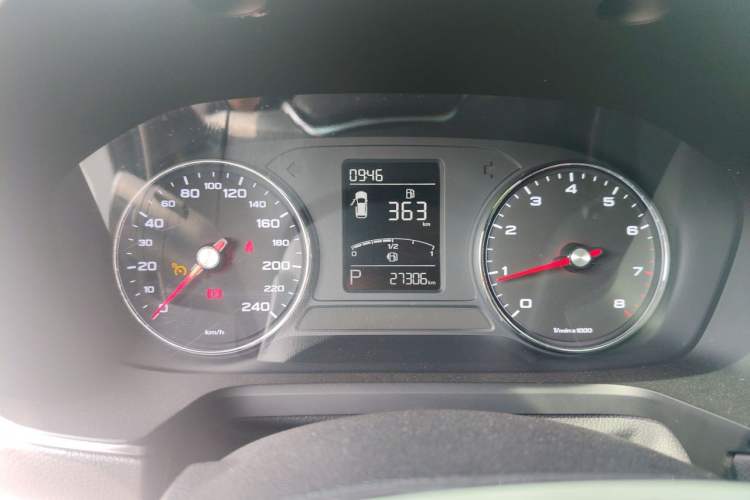 Used Roewe RX5 2020 20T Automatic 4G Connected Million Edition Instrument Cluster