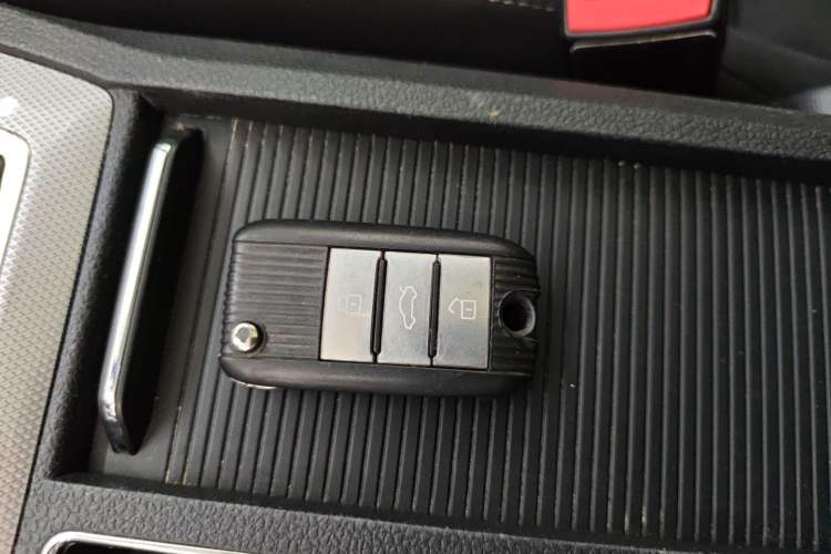 Used Roewe RX5 2020 20T Automatic 4G Connect Excellence Edition Interior 1