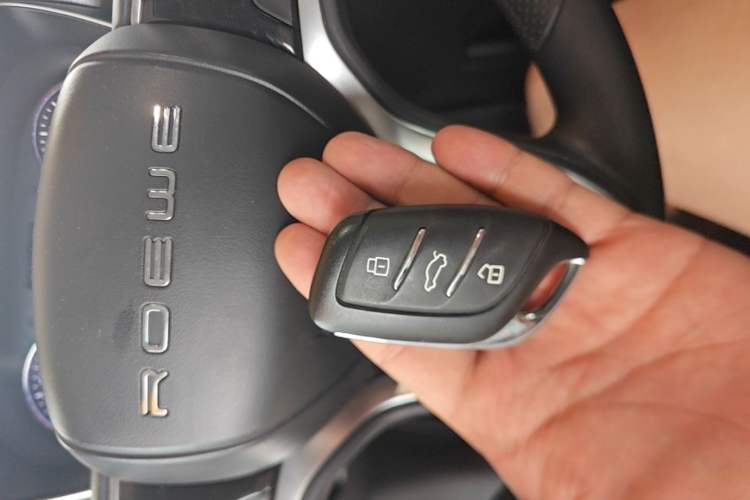 Used Roewe RX5 2020 PLUS 300TGI Automatic Ali National Style Luxury Edition Interior 1