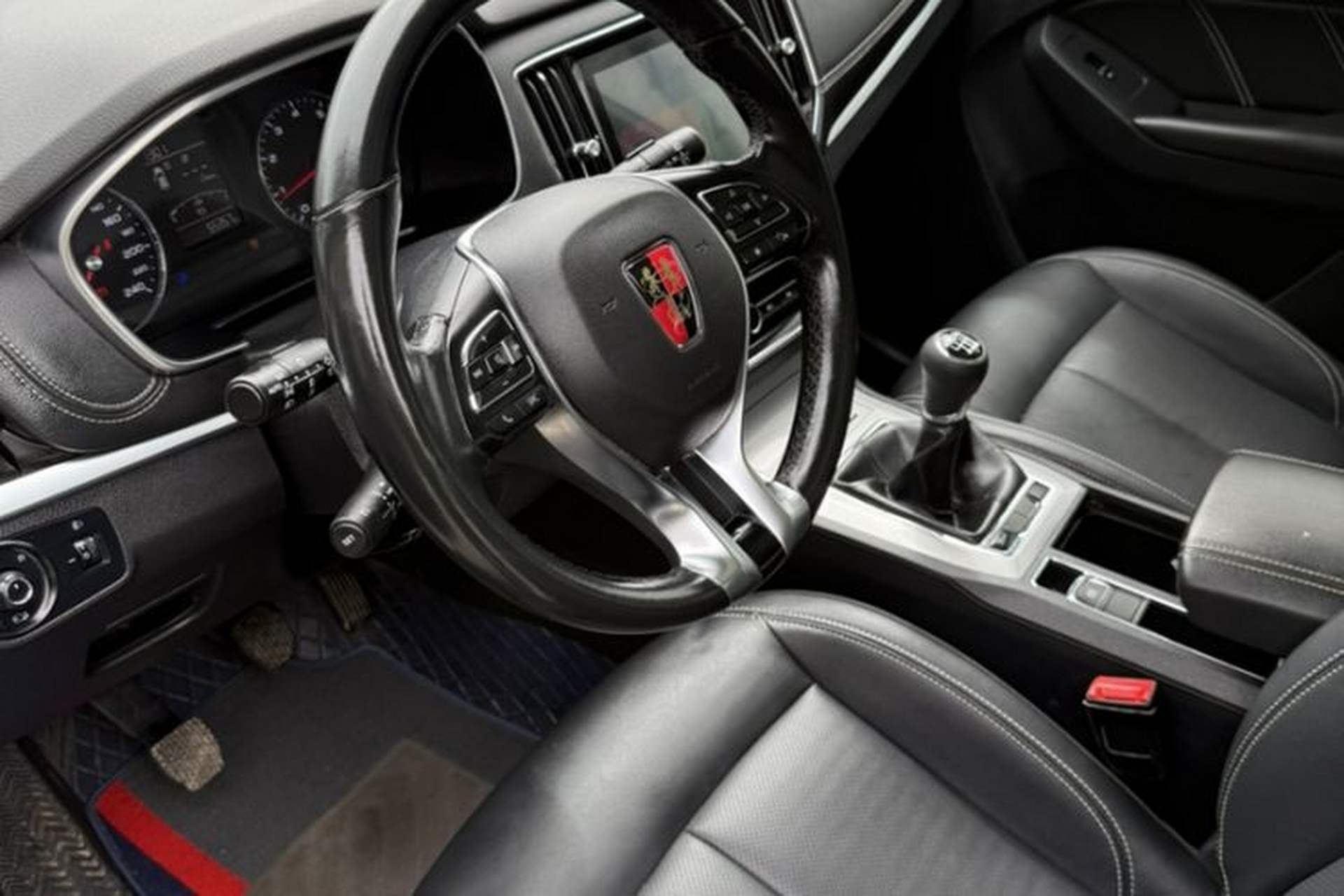 Used Roewe RX5 2020 20T Manual 4G Connect Super-Luxury Flagship Edition Interior 2