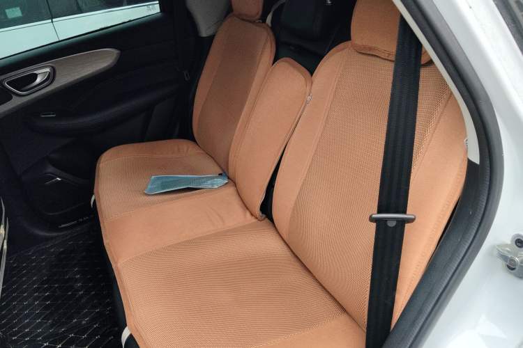 Used Roewe RX5 2020 PLUS 300TGI Automatic Ali National Style Luxury Edition Interior 4