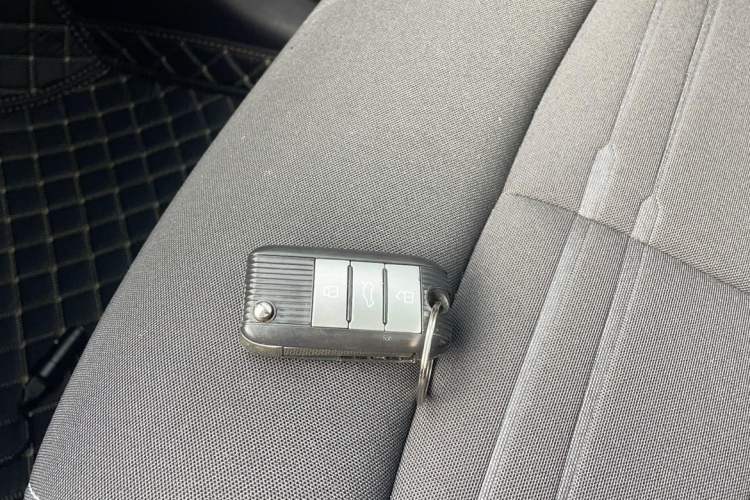 Used Roewe RX5 2020 20T Automatic 4G Connect Excellence Edition Interior 4