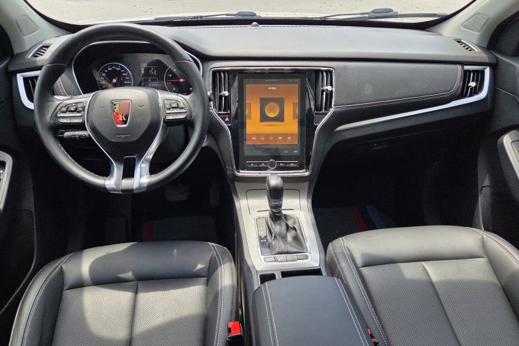 Used Roewe RX5 2020 20T Automatic 4G Connected Million Edition Interior 5