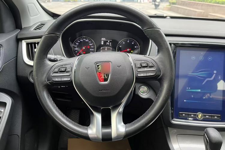 Used Roewe RX5 2020 20T Automatic 4G Connected Million Edition Interior 5