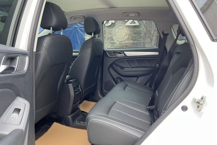 Used Roewe RX5 2020 20T Automatic 4G Connected Million Edition Interior 9