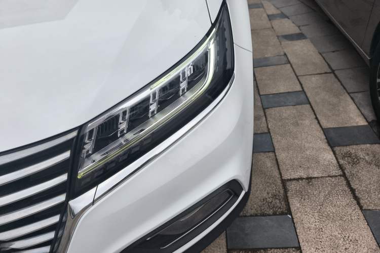 Used Roewe RX5 2020 20T Automatic 4G Connect Superior Flagship Edition Left Front Headlight