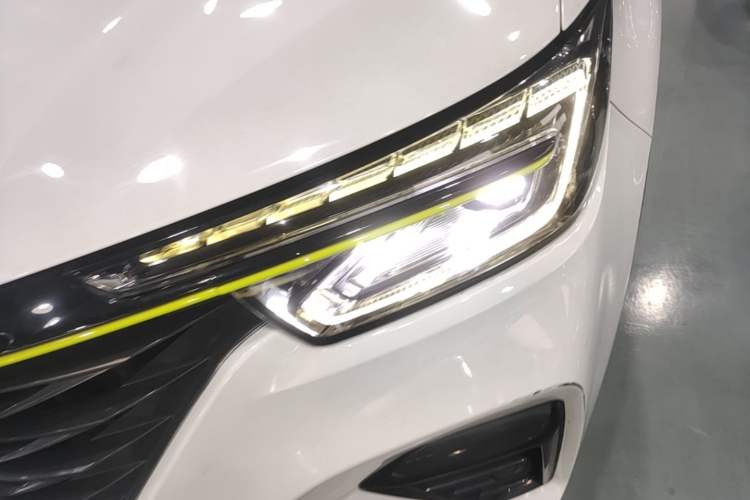 Used Roewe RX5 2020 PLUS 300TGI Automatic Ali National Style Luxury Edition Left Front Headlight