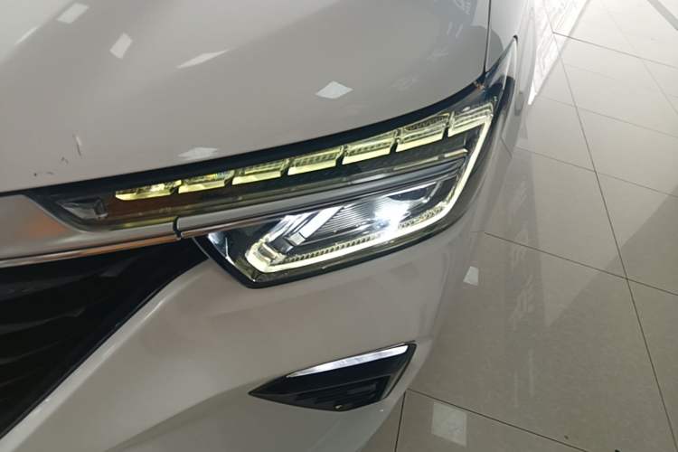 Used Roewe RX5 2020 PLUS 300TGI Automatic Ali National Style Luxury Edition Left Front Headlight