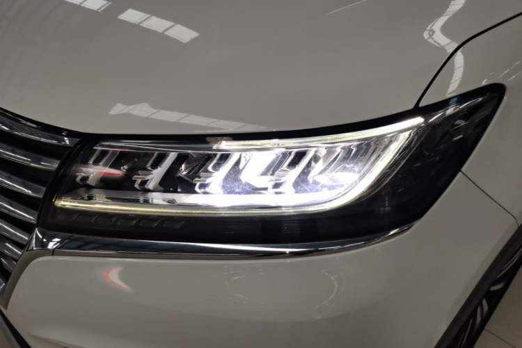Used Roewe RX5 2020 20T Automatic 4G Connect Superior Flagship Edition Left Front Headlight