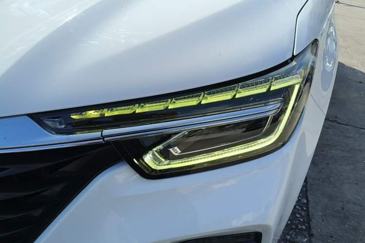 Used Roewe RX5 2020 PLUS 300TGI Automatic Ali National Style Luxury Edition Left Front Headlight