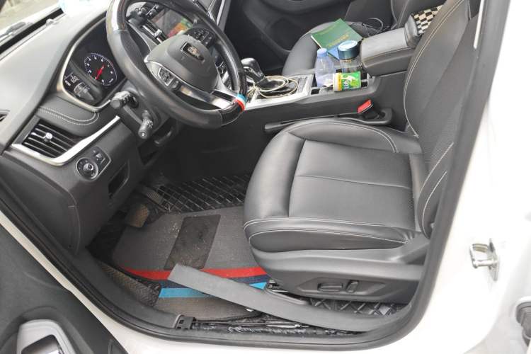 Used Roewe RX5 2020 20T Automatic 4G Connect Superior Flagship Edition Left Front Seat