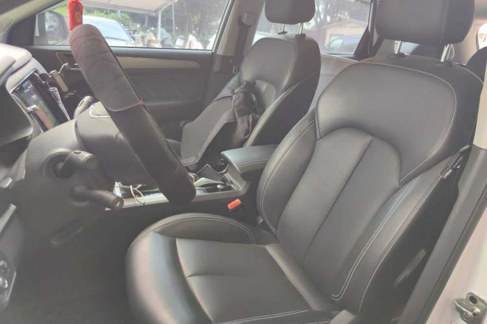 Used Roewe RX5 2020 20T Automatic 4G Connected Million-Dollar Flagship Edition Left Front Seat