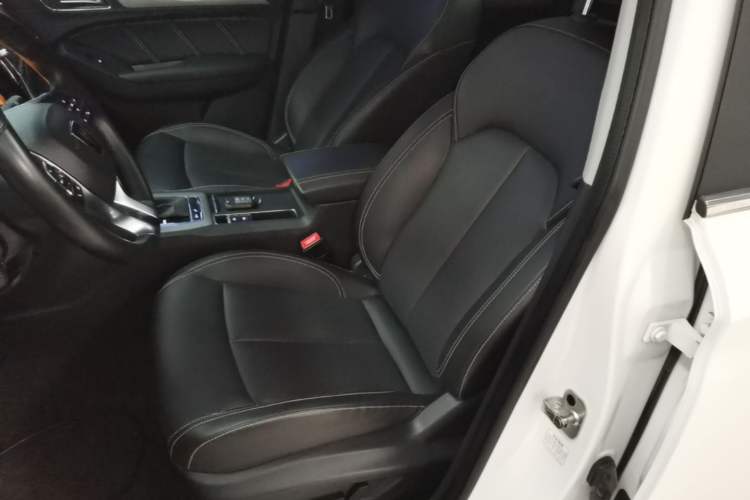 Used Roewe RX5 2020 20T Automatic 4G Connect Superior Flagship Edition Left Front Seat