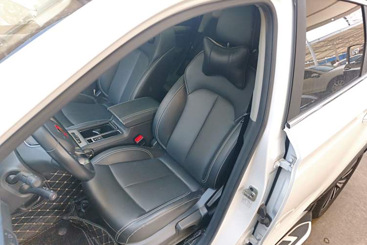 Used Roewe RX5 2020 20T Automatic 4G Connected Million Edition Left Front Seat