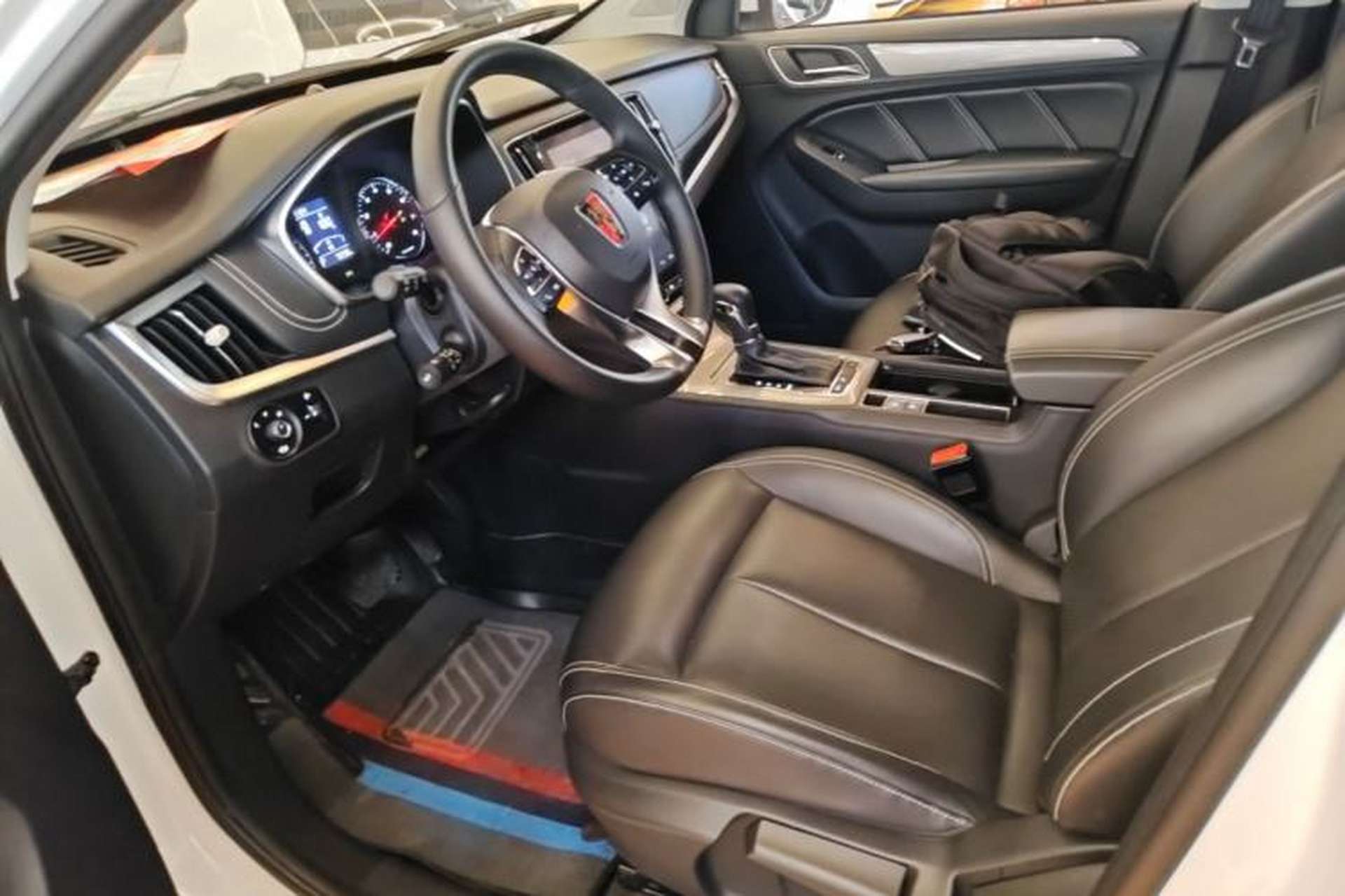 Used Roewe RX5 2020 20T Automatic 4G Connected Million Edition Left Front Seat