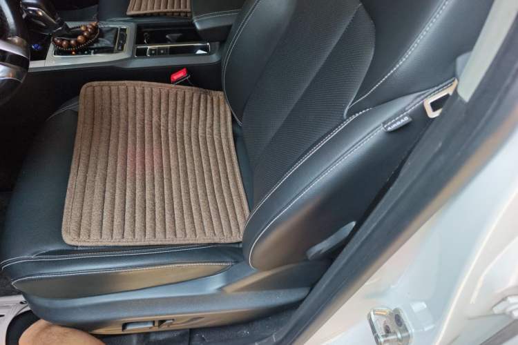 Used Roewe RX5 2020 20T Automatic 4G Connect Superior Flagship Edition Left Front Seat