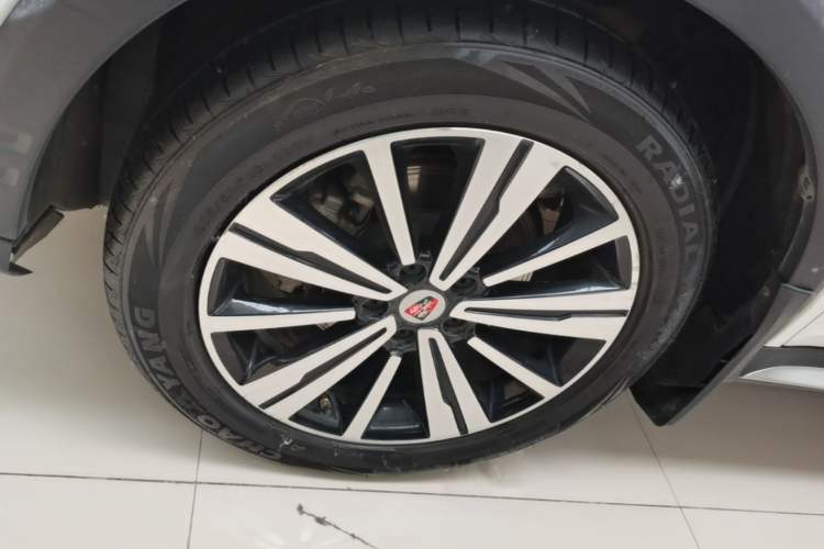Used Roewe RX5 2020 20T Automatic 4G Connected Million Edition Left Front Wheel Hub