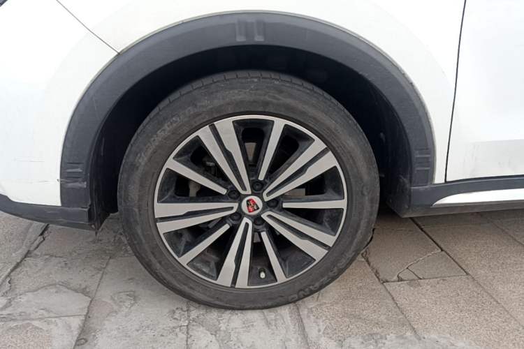 Used Roewe RX5 2020 20T Automatic 4G Connect Superior Flagship Edition Left Front Wheel Hub
