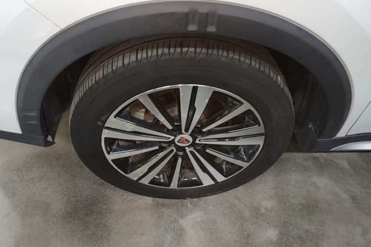 Used Roewe RX5 2020 20T Automatic 4G Connected Million Edition Left Front Wheel Hub