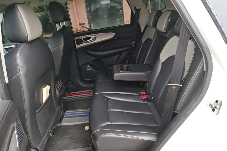Used Roewe RX5 2020 PLUS 300TGI Automatic Ali National Trend Flagship Edition Left Rear Seat