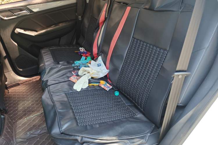 Used Roewe RX5 2020 20T Automatic 4G Connect Superior Flagship Edition Left Rear Seat