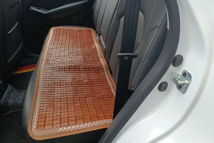 Used Roewe RX5 2020 20T Automatic 4G Connect Superior Flagship Edition Left Rear Seat