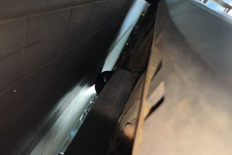 Used Roewe RX5 2020 20T Automatic 4G Connect Superior Flagship Edition Left Side Sill