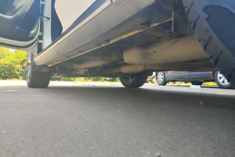 Used Roewe RX5 2020 20T Automatic 4G Connect Superior Flagship Edition Left Side Sill