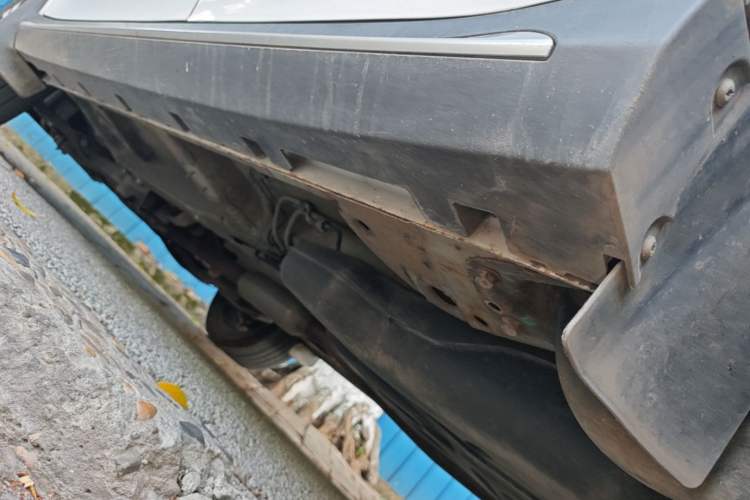 Used Roewe RX5 2020 20T Manual 4G Connect Super-Luxury Flagship Edition Left Side Sill
