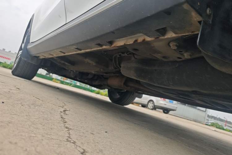 Used Roewe RX5 2020 20T Automatic 4G Connected Million Edition Left Side Sill