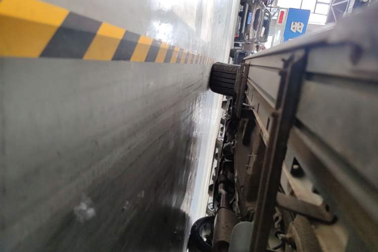 Used Roewe RX5 2020 PLUS 300TGI Automatic Ali National Trend Flagship Edition Left Side Sill
