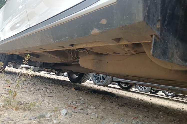 Used Roewe RX5 2020 20T Automatic 4G Connect Superior Flagship Edition Left Side Sill