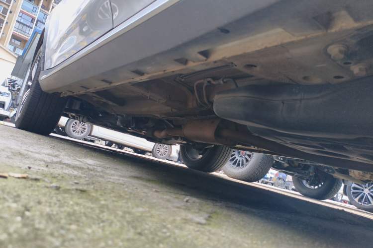 Used Roewe RX5 2020 20T Automatic 4G Connected Million Edition Left Side Sill
