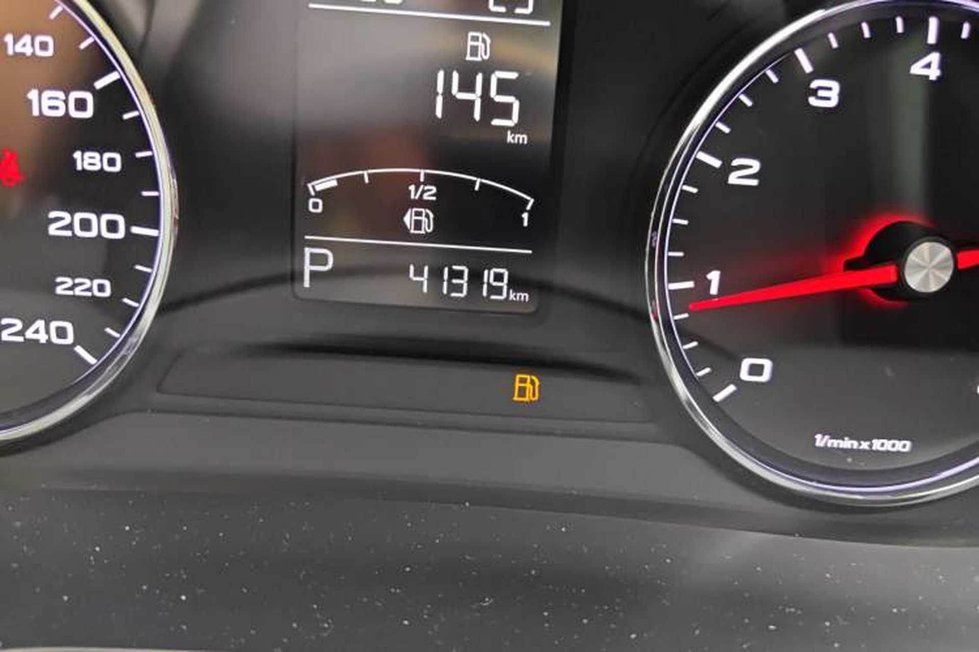 Used Roewe RX5 2020 PLUS 300TGI Automatic Ali National Style Luxury Edition Odometer Close Up