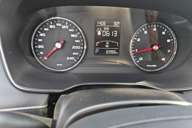 Used Roewe RX5 2020 PLUS 300TGI Automatic Ali National Style Luxury Edition Odometer Close Up