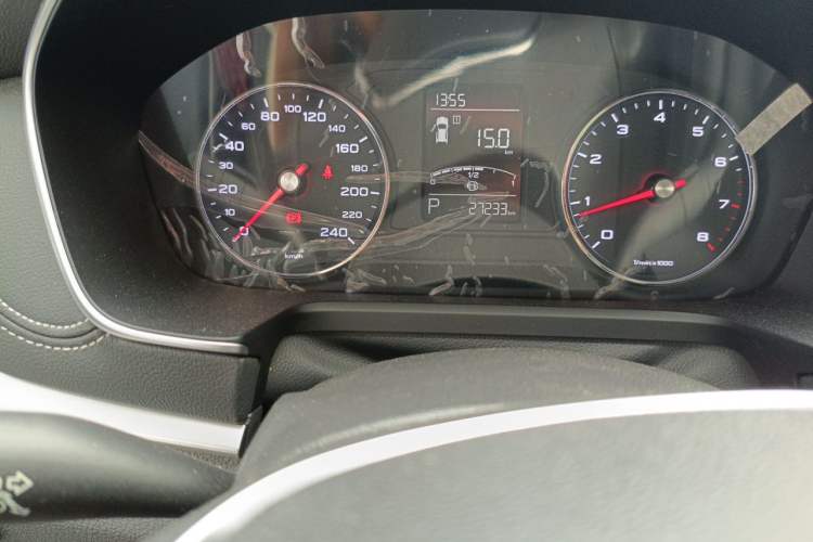 Used Roewe RX5 2020 20T Automatic 4G Connect Superior Flagship Edition Odometer Close Up