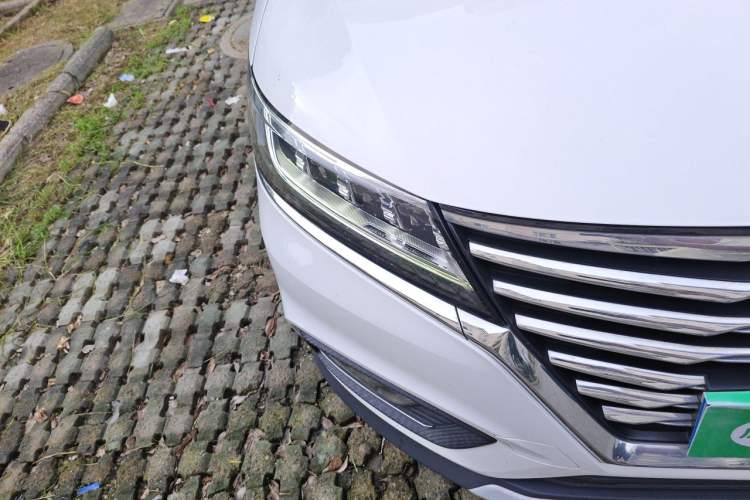 Used Roewe RX5 2020 20T Automatic 4G Connect Superior Flagship Edition Right Front Headlight