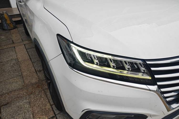 Used Roewe RX5 2020 20T Automatic 4G Connect Superior Flagship Edition Right Front Headlight