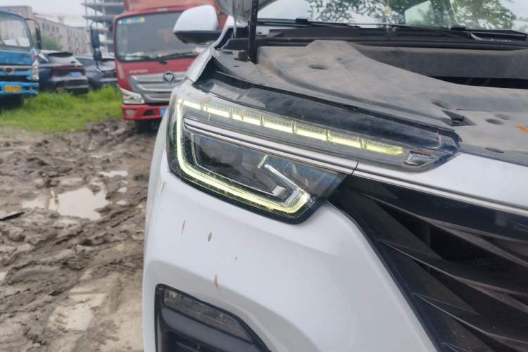 Used Roewe RX5 2020 PLUS 300TGI Automatic Ali National Trend Flagship Edition Right Front Headlight