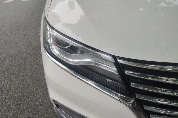 Used Roewe RX5 2020 20T Manual 4G Connect Super-Luxury Flagship Edition Right Front Headlight