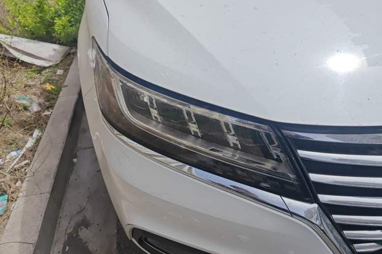 Used Roewe RX5 2020 20T Automatic 4G Connect Superior Flagship Edition Right Front Headlight