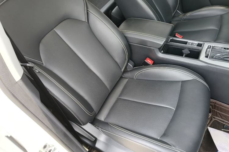 Used Roewe RX5 2020 20T Automatic 4G Connected Million Edition Right Front Seat