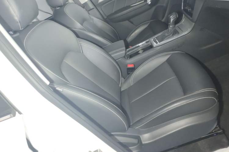 Used Roewe RX5 2020 20T Automatic 4G Connect Superior Flagship Edition Right Front Seat