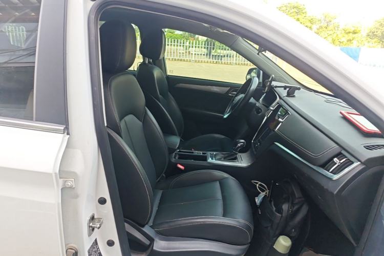 Used Roewe RX5 2020 20T Automatic 4G Connected Million Edition Right Front Seat