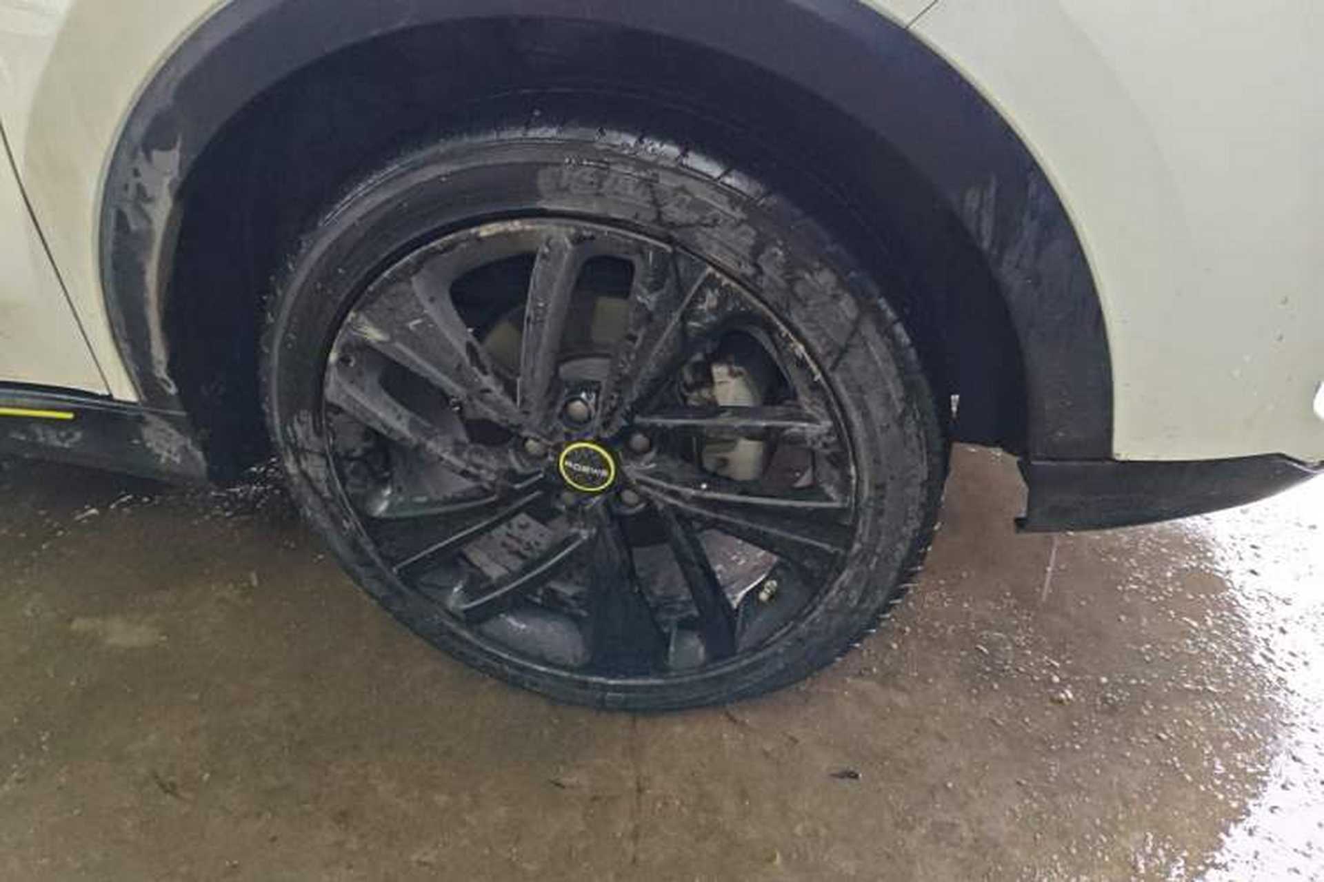 Used Roewe RX5 2020 PLUS 300TGI Automatic Ali National Trend Flagship Edition Right Front Wheel Hub