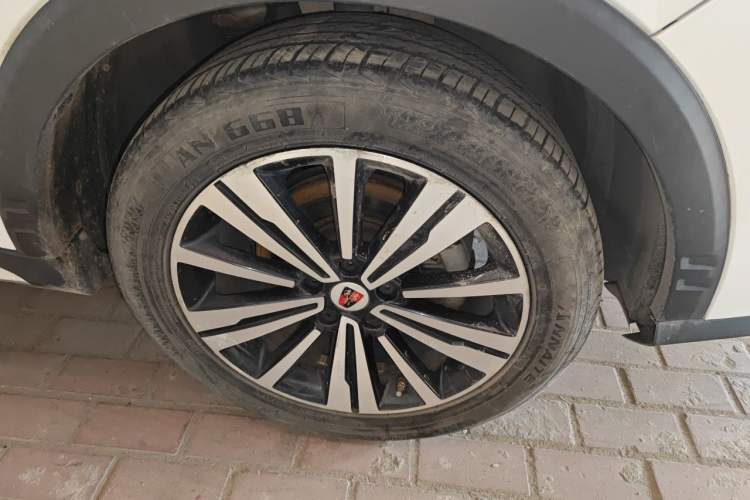 Used Roewe RX5 2020 20T Automatic 4G Connected Million Edition Right Front Wheel Hub