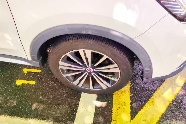 Used Roewe RX5 2020 20T Automatic 4G Connected Million Edition Right Front Wheel Hub