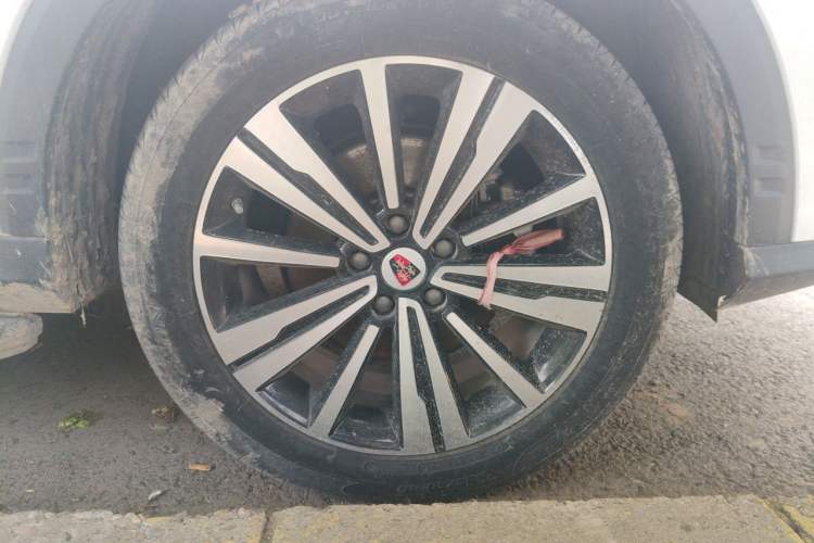 Used Roewe RX5 2020 20T Automatic 4G Connected Million Edition Right Front Wheel Hub
